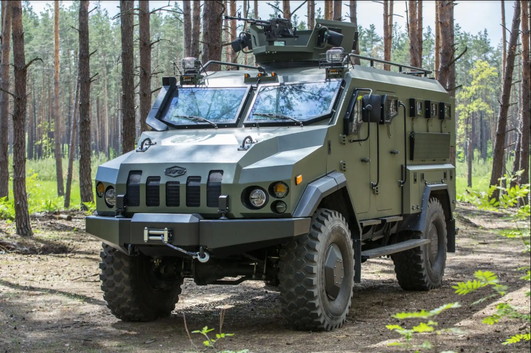 Varta Ukrainian 4x4 APC (A)